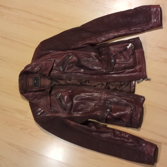 Maroon Leather Jacket - Picture 1 of 4